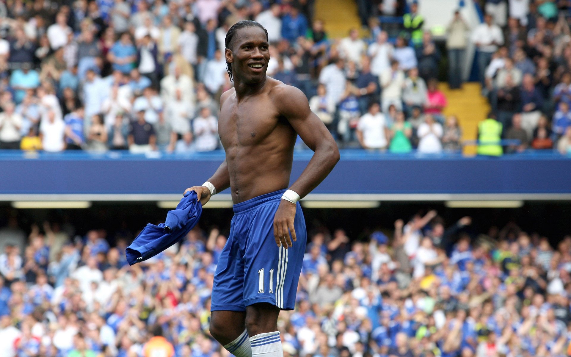 亚冠联赛激战正酣 中超球队逆境突围显韧性